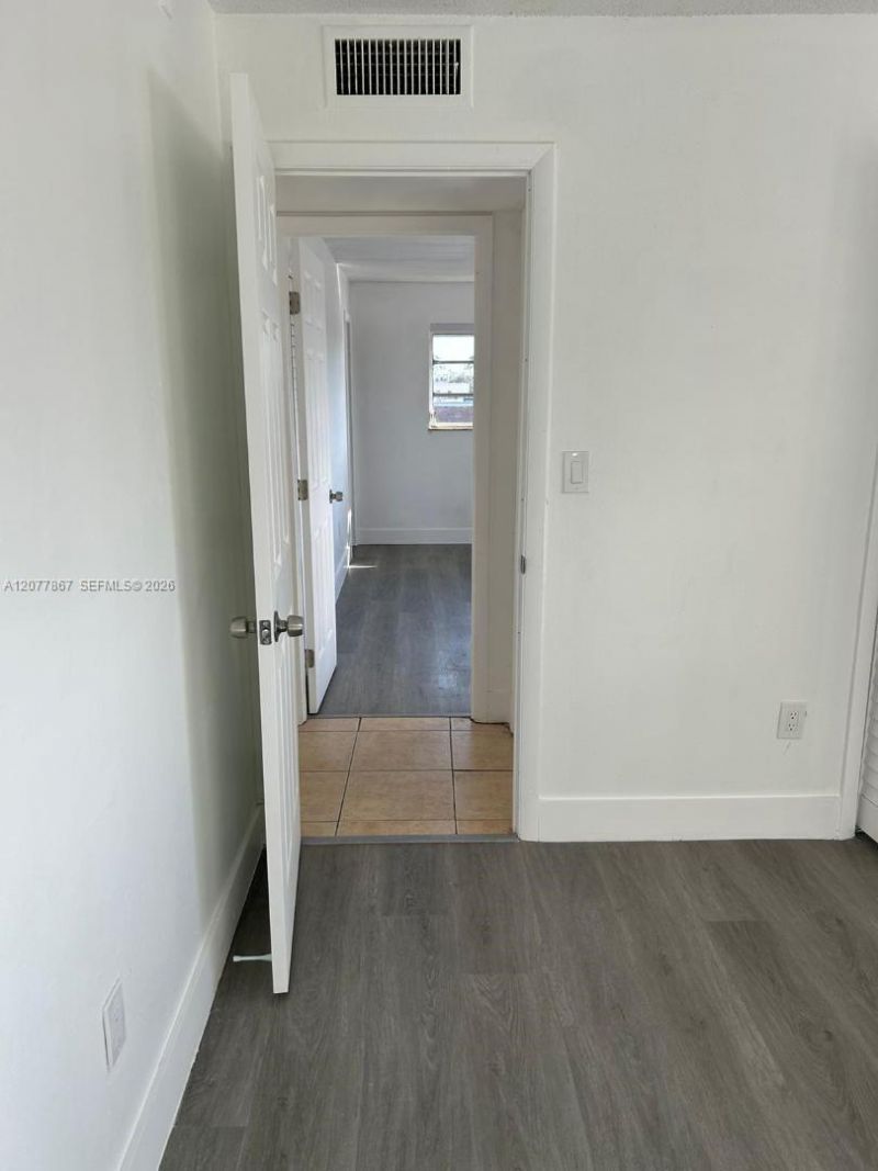 15201 NE 6th Ave , Unit C302, Miami, FL 33162 Photo