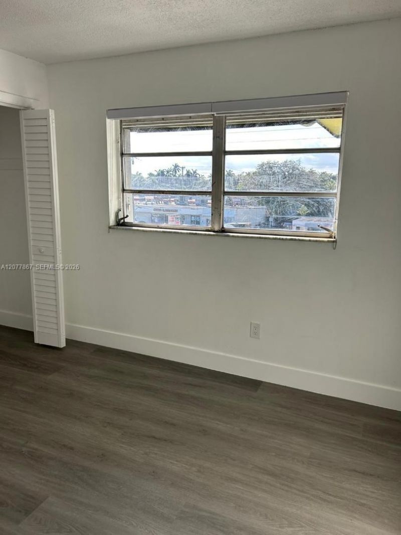 15201 NE 6th Ave , Unit C302, Miami, FL 33162 Photo