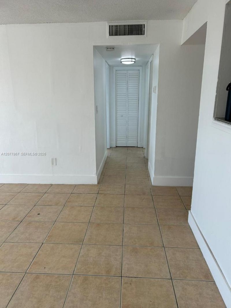 15201 NE 6th Ave , Unit C302, Miami, FL 33162 Photo