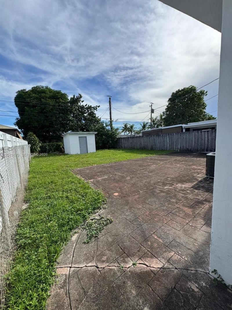 550 E 29th St, Hialeah, FL 33013 Photo