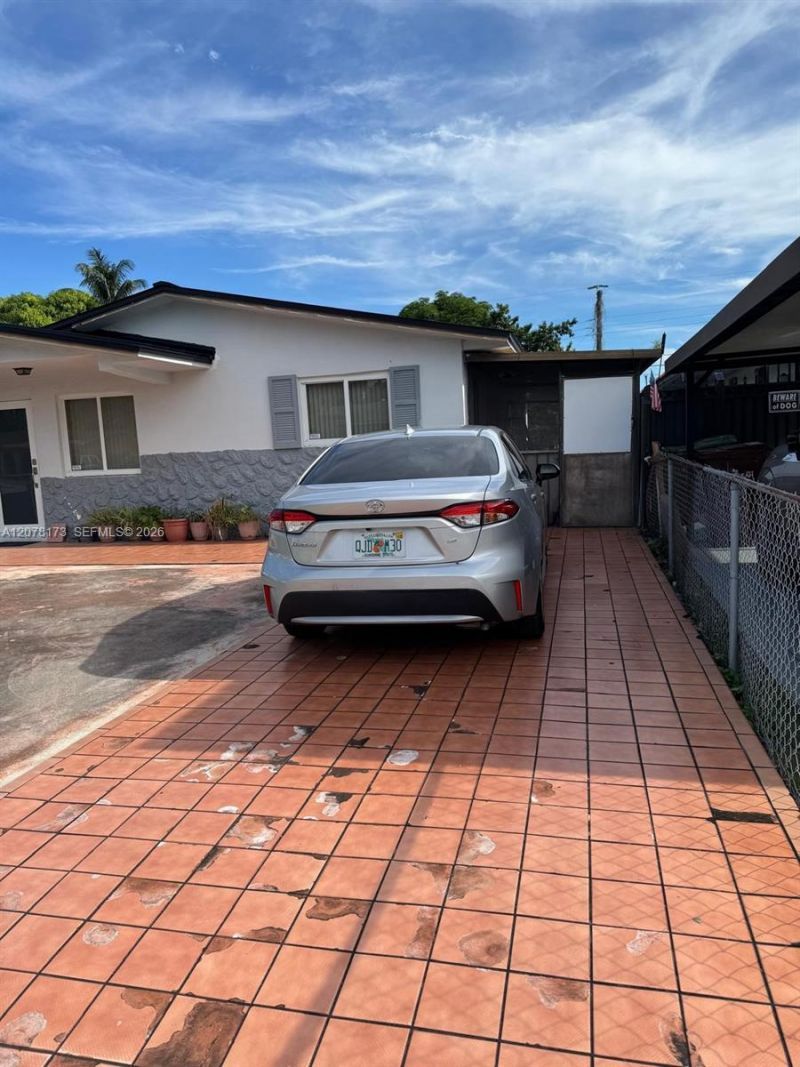 550 E 29th St, Hialeah, FL 33013 Photo