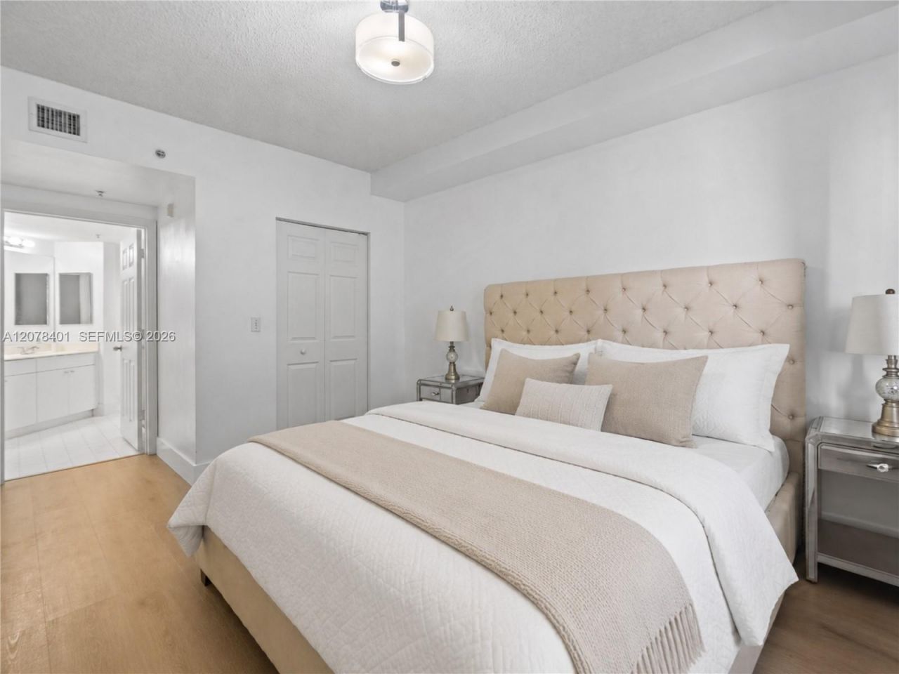 17145 N Bay Rd, Unit 4311, Sunny Isles Beach, FL 33160 Photo