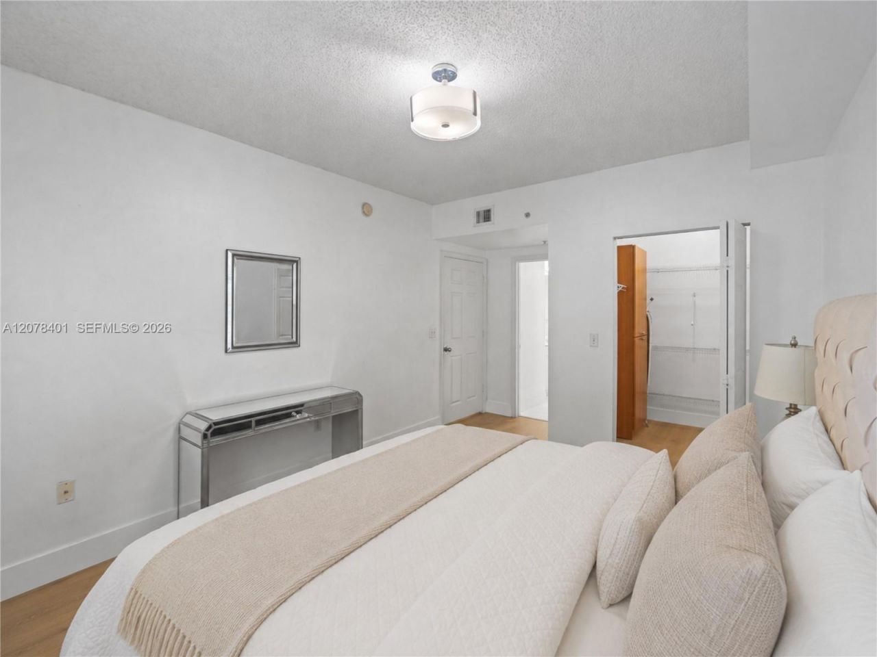 17145 N Bay Rd, Unit 4311, Sunny Isles Beach, FL 33160 Photo
