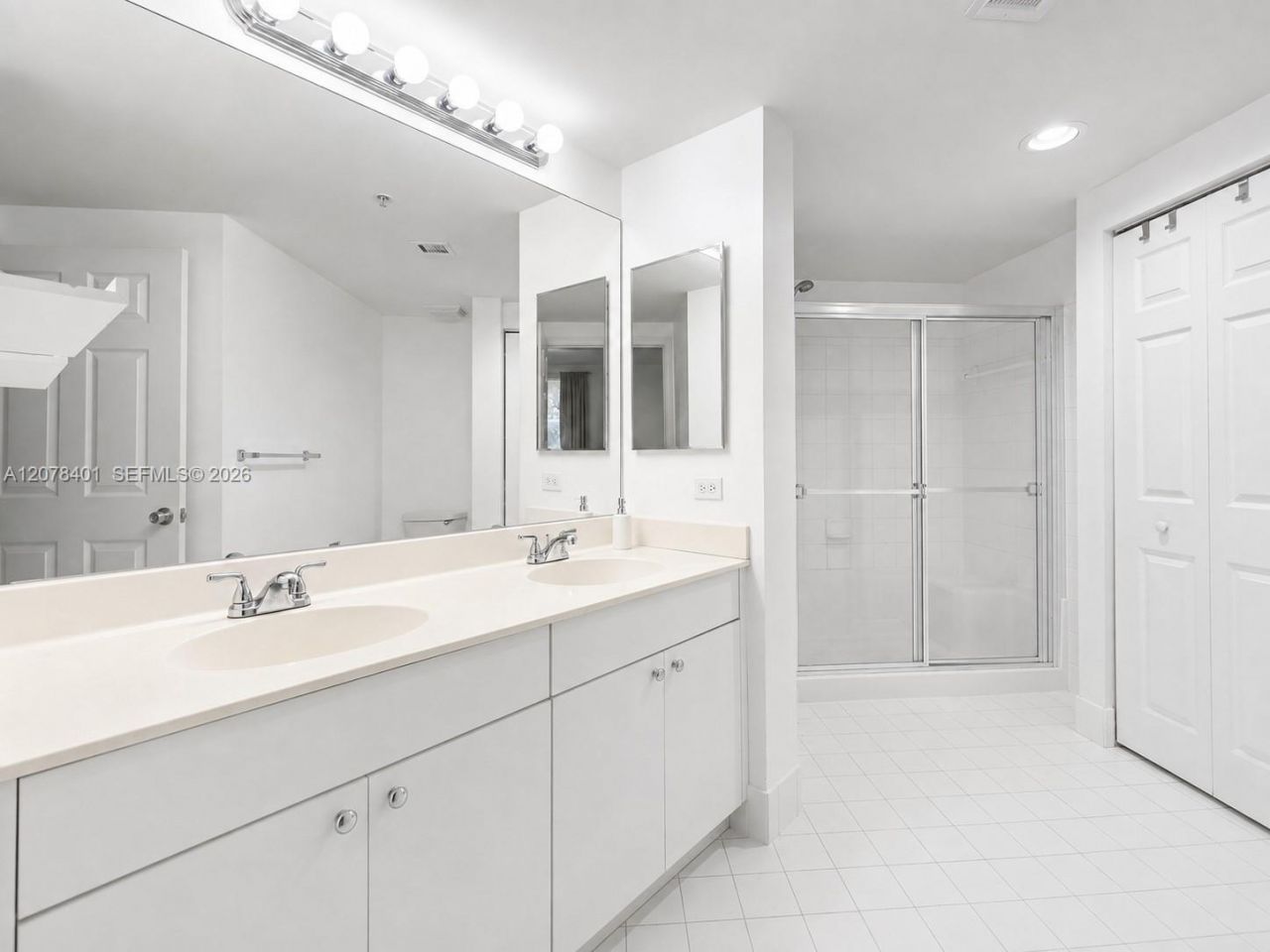 17145 N Bay Rd, Unit 4311, Sunny Isles Beach, FL 33160 Photo