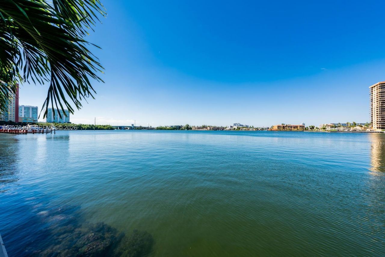 17145 N Bay Rd, Unit 4311, Sunny Isles Beach, FL 33160 Photo