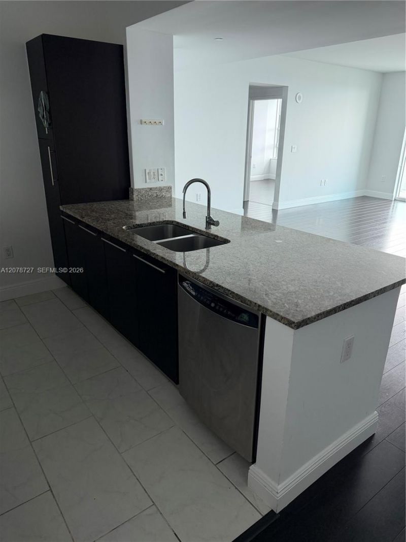 951 Brickell Ave, Unit 3804, Miami, FL 33131 Photo