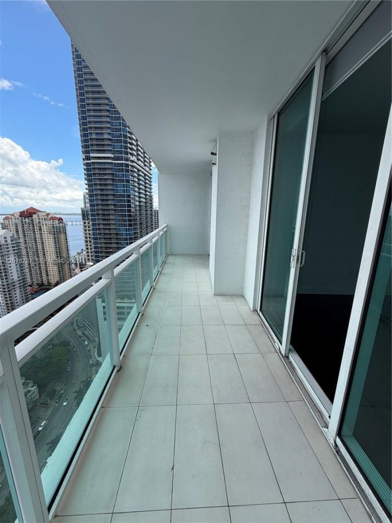 951 Brickell Ave, Unit 3804, Miami, FL 33131 Photo
