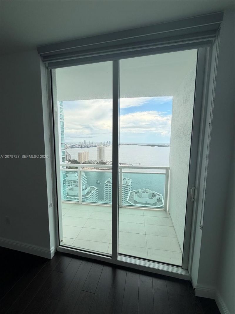 951 Brickell Ave, Unit 3804, Miami, FL 33131 Photo