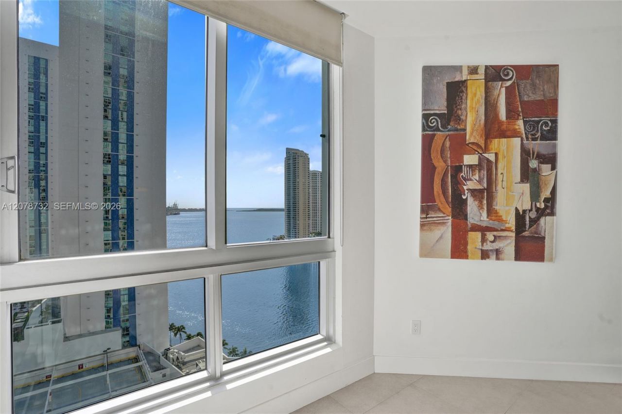 300 S Biscayne Blvd , Unit T-1816, Miami, FL 33131 Photo