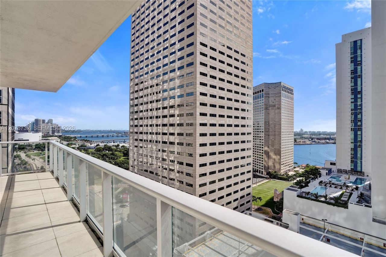 300 S Biscayne Blvd , Unit T-1816, Miami, FL 33131 Photo