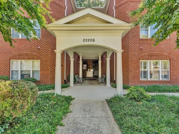 2220 Carolina AVE SW, Unit APT 306, Roanoke, VA 24014