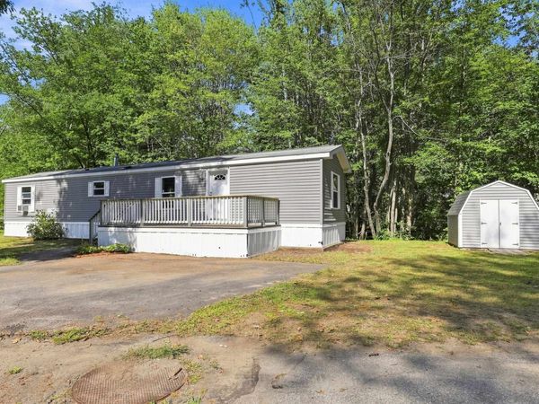 15 Roland Drive, Allenstown, NH 03275