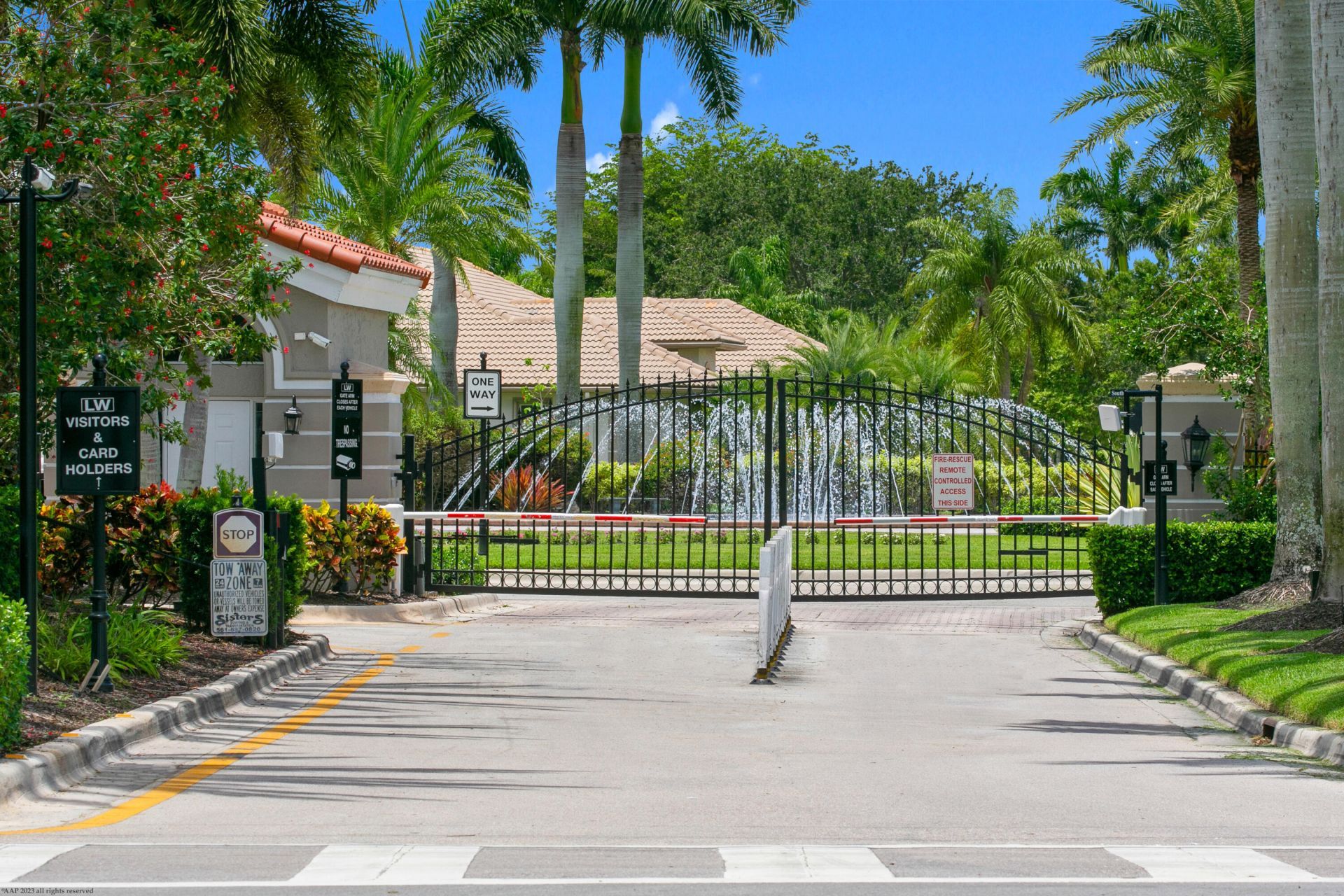 1902 S Club Drive, Wellington, FL 33414 Photo