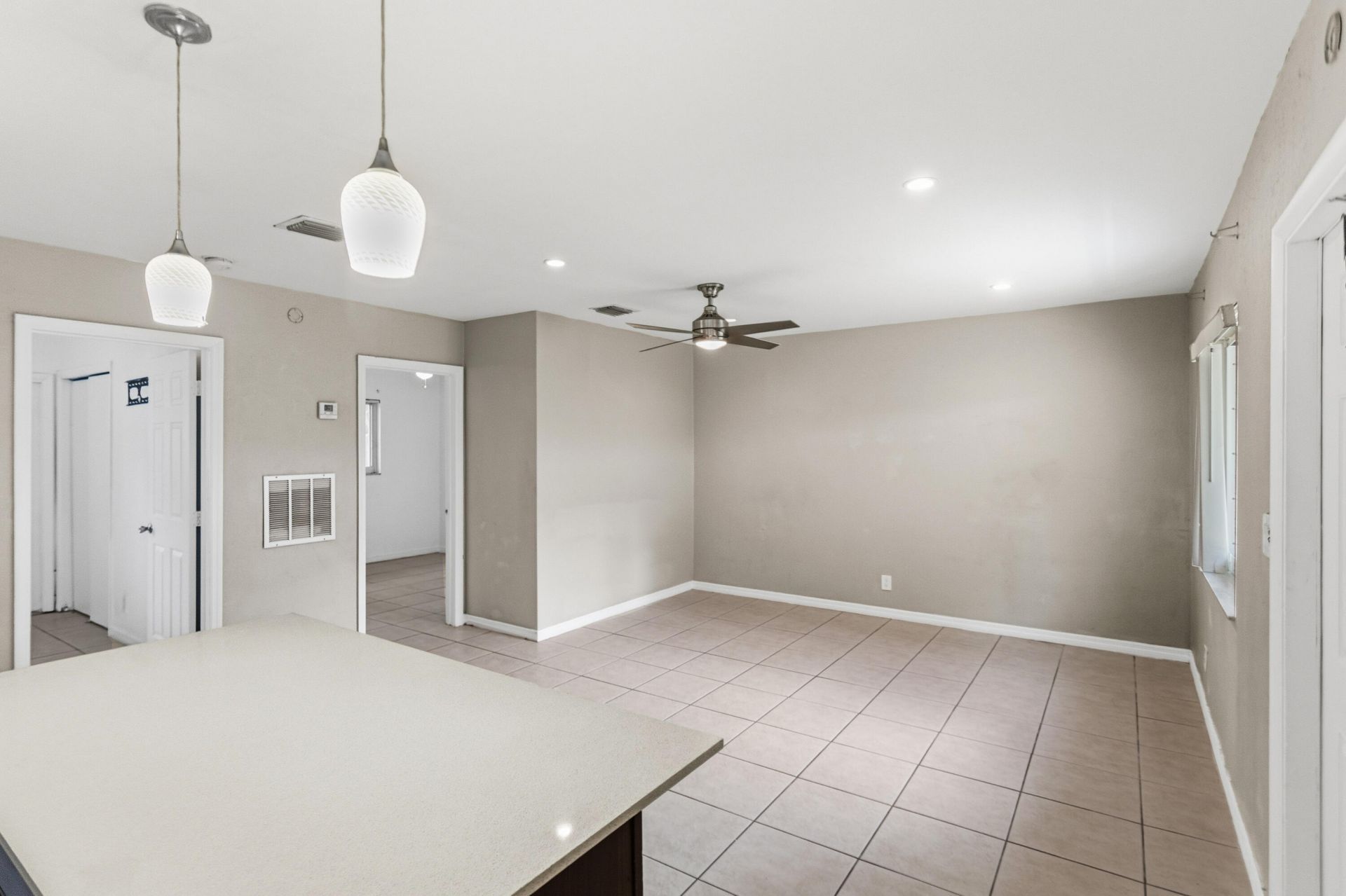 709 SW 13th Avenue, Unit 2, Fort Lauderdale, FL 33312 Photo