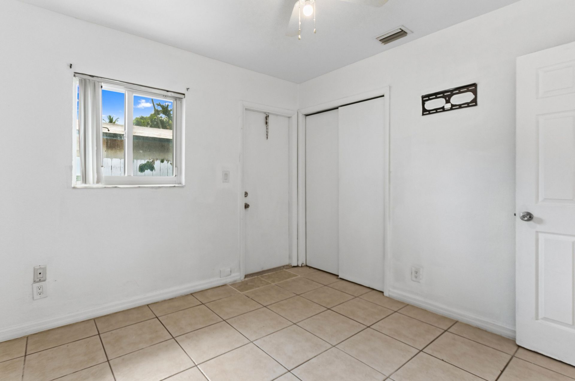 709 SW 13th Avenue, Unit 2, Fort Lauderdale, FL 33312 Photo