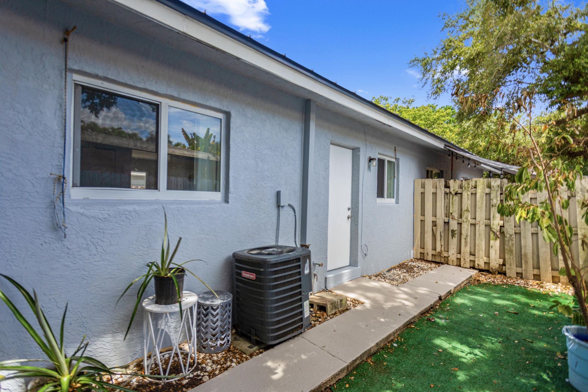 709 SW 13th Avenue, Unit 2, Fort Lauderdale, FL 33312 Photo