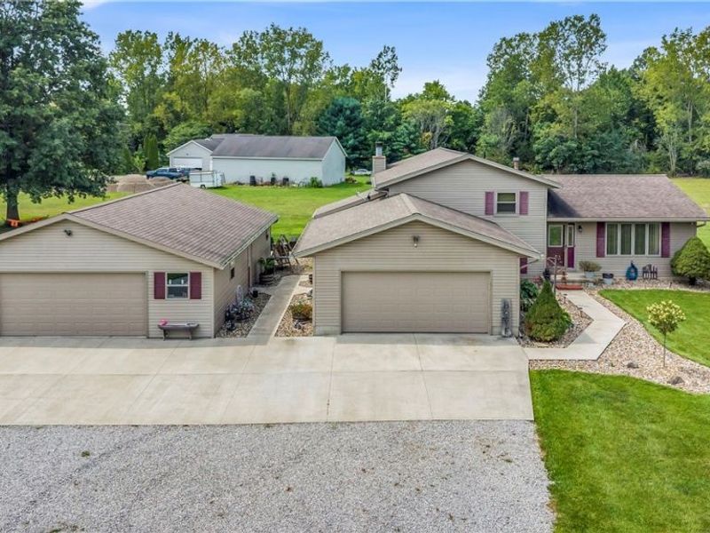 21930 Foster Road, Wellington, OH 44090 Photo 2