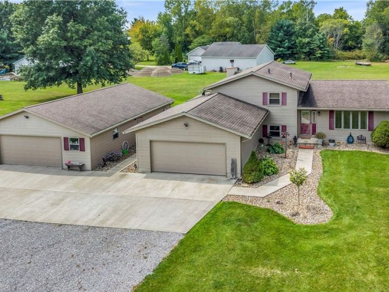 21930 Foster Road, Wellington, OH 44090 Photo 3