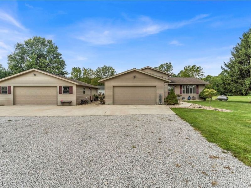 21930 Foster Road, Wellington, OH 44090 Photo 5