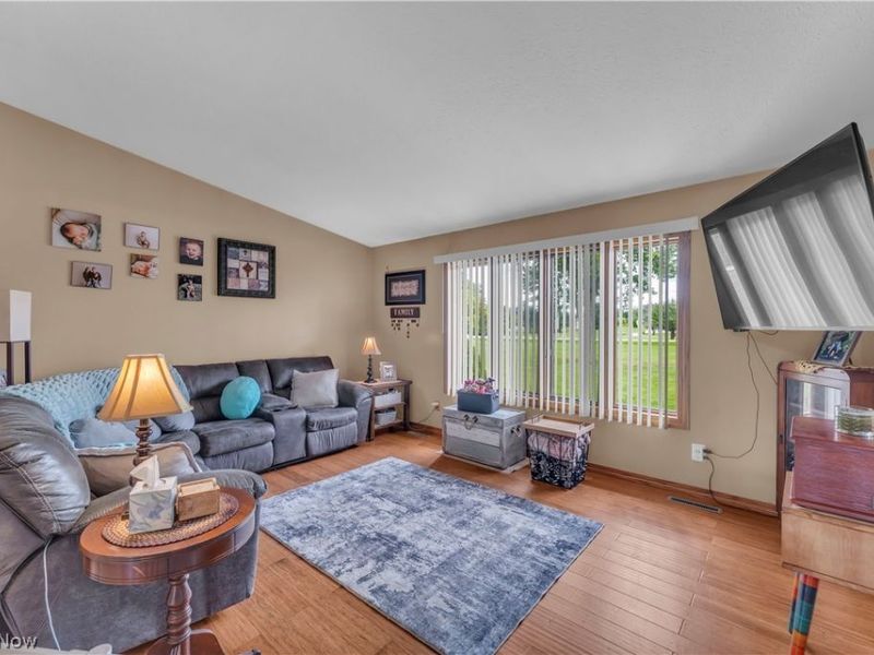 21930 Foster Road, Wellington, OH 44090 Photo 9