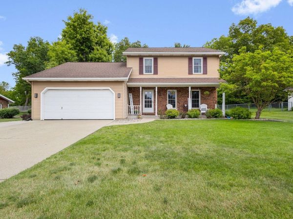 57110 Pine View Drive, South Bend, IN 46619