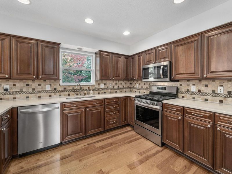 2335 Bryton Drive, Powell, OH 43065 Photo 9