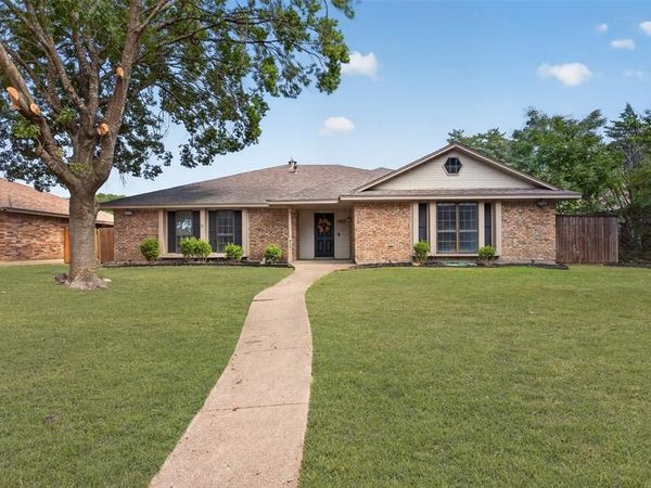 917 Francis Street, Lancaster, TX 75146