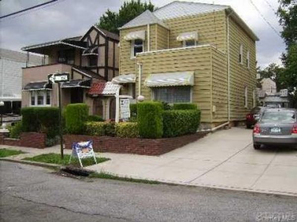 134-40 234th Street , Rosedale, NY 11422