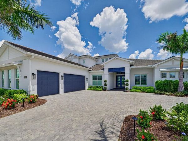 8207 NEVIS RUN, LAKEWOOD RANCH, FL 34202