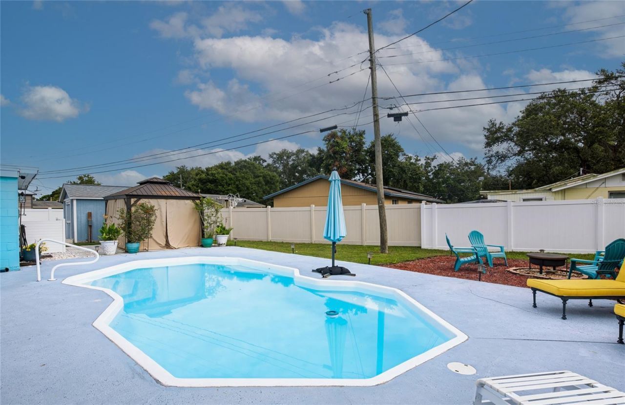 9029 Leisure Lane N, Largo, FL 33773 Photo
