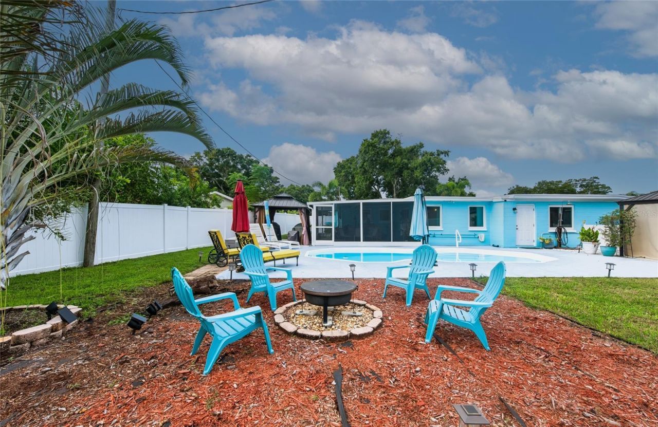 9029 Leisure Lane N, Largo, FL 33773 Photo