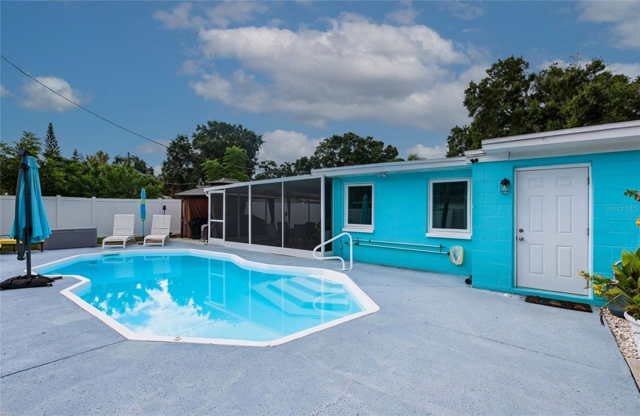 9029 Leisure Lane N, Largo, FL 33773 Photo