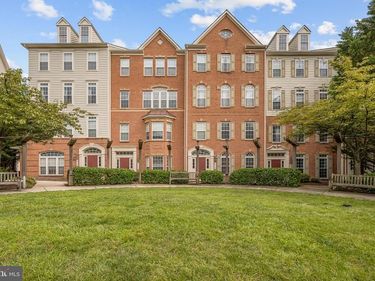 5718 CALLCOTT WAY , ALEXANDRIA, VA 22312