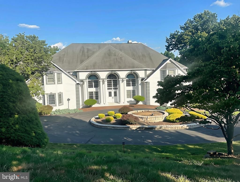 2390 FOREST HILLS DRIVE , HARRISBURG, PA 17112