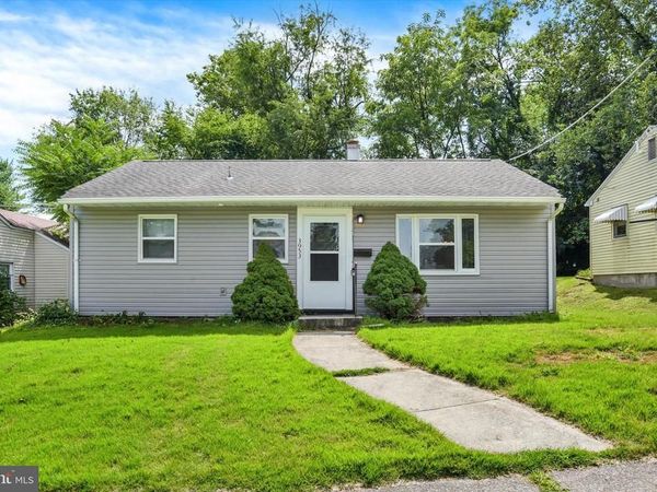 3953 CHESTNUT STREET , HARRISBURG, PA 17109