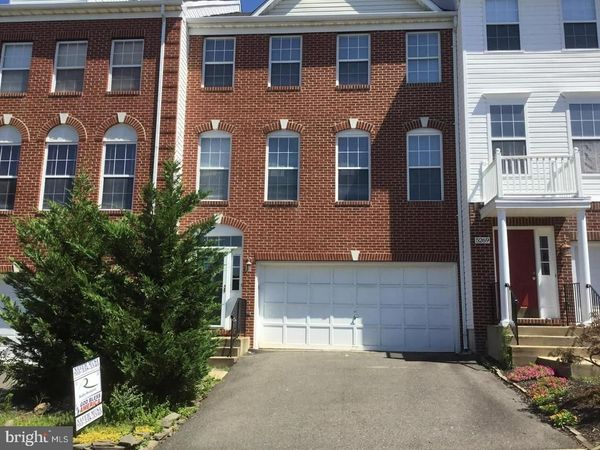 5271 BALLYCASTLE CIRCLE E, ALEXANDRIA, VA 22315
