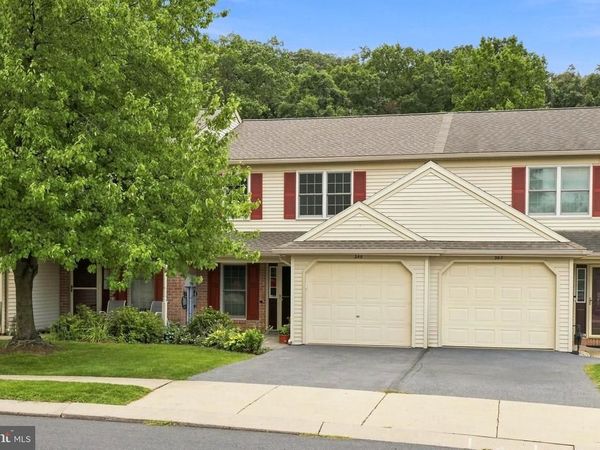 366 CROSSWINDS DRIVE, LITITZ, PA 17543