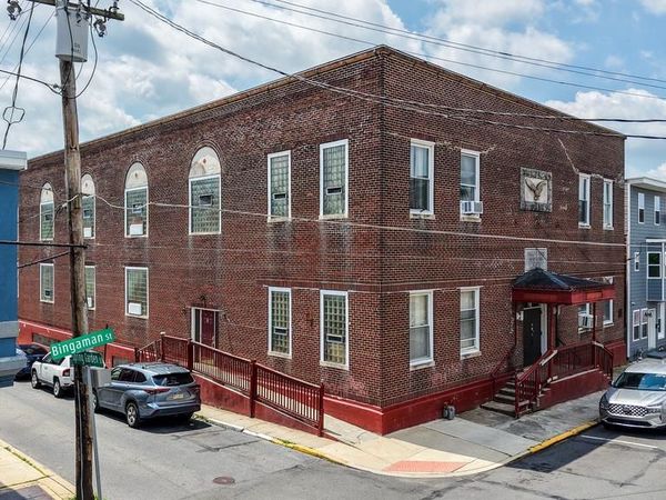 816 BINGAMAN , READING, PA 19602