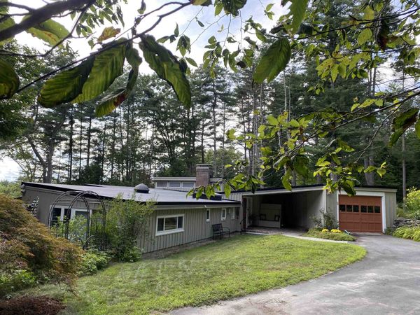 634 jewett Road, Hopkinton, NH 03229