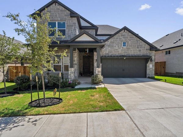 1304 Snowdrop DR, Georgetown, TX 78628