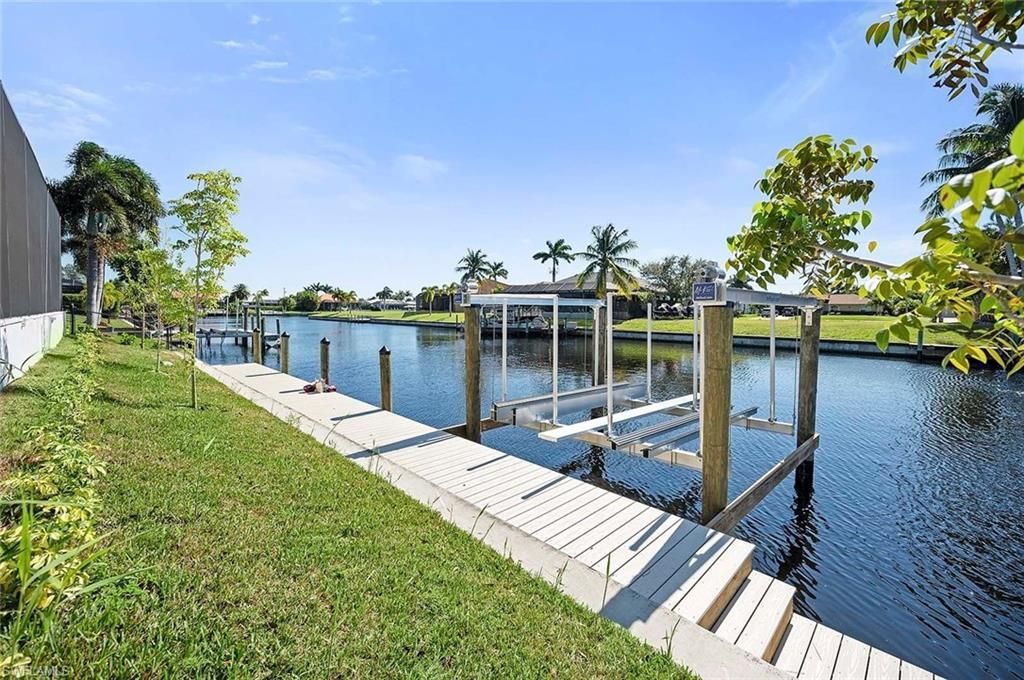 2802 Gleason Pkwy , Cape Coral, FL 33914 Photo