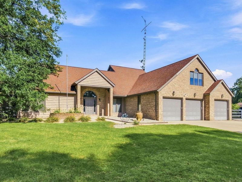 807 Brookpark Road, Marion, OH 43302 Photo 2