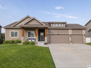 6009 George B. Lake Parkway, Elkhorn, NE 68022