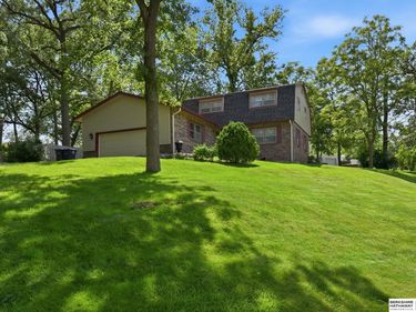 18 Scarlet Oaks Road, Council Bluffs, IA 51503