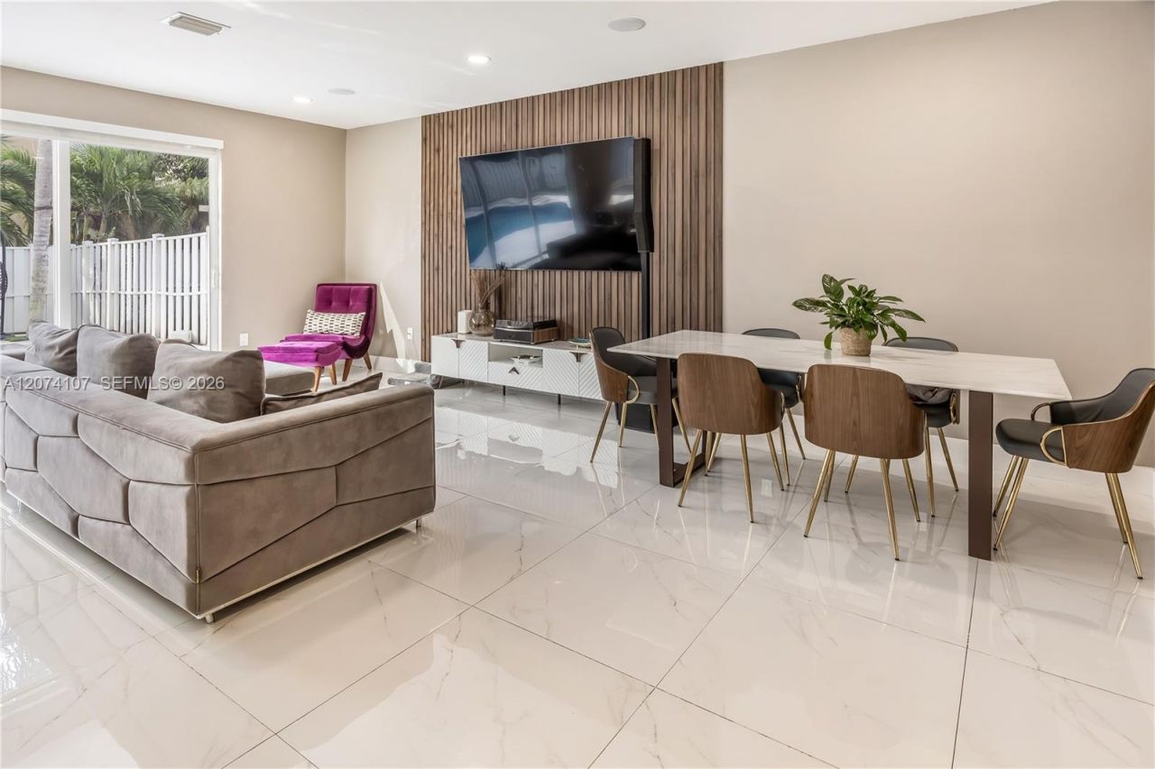 15724 NW 11th St, Pembroke Pines, FL 33028 Photo
