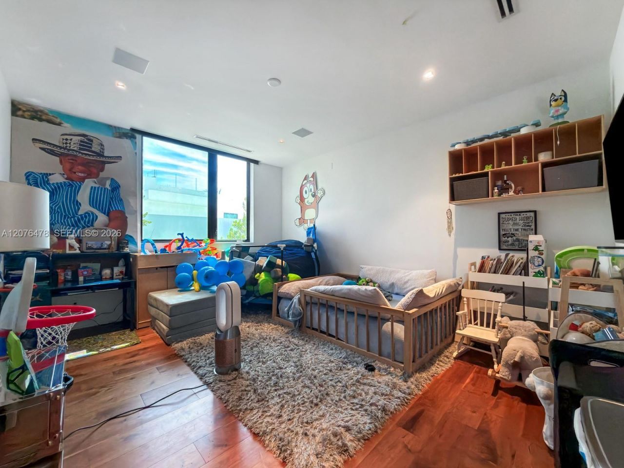 528 Lakeview Ct , Miami Beach, FL 33140 Photo