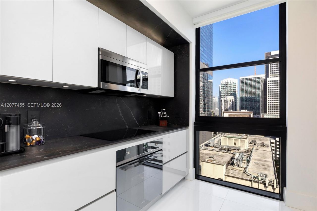 1010 Brickell Ave , Unit 1701, Miami, FL 33131 Photo