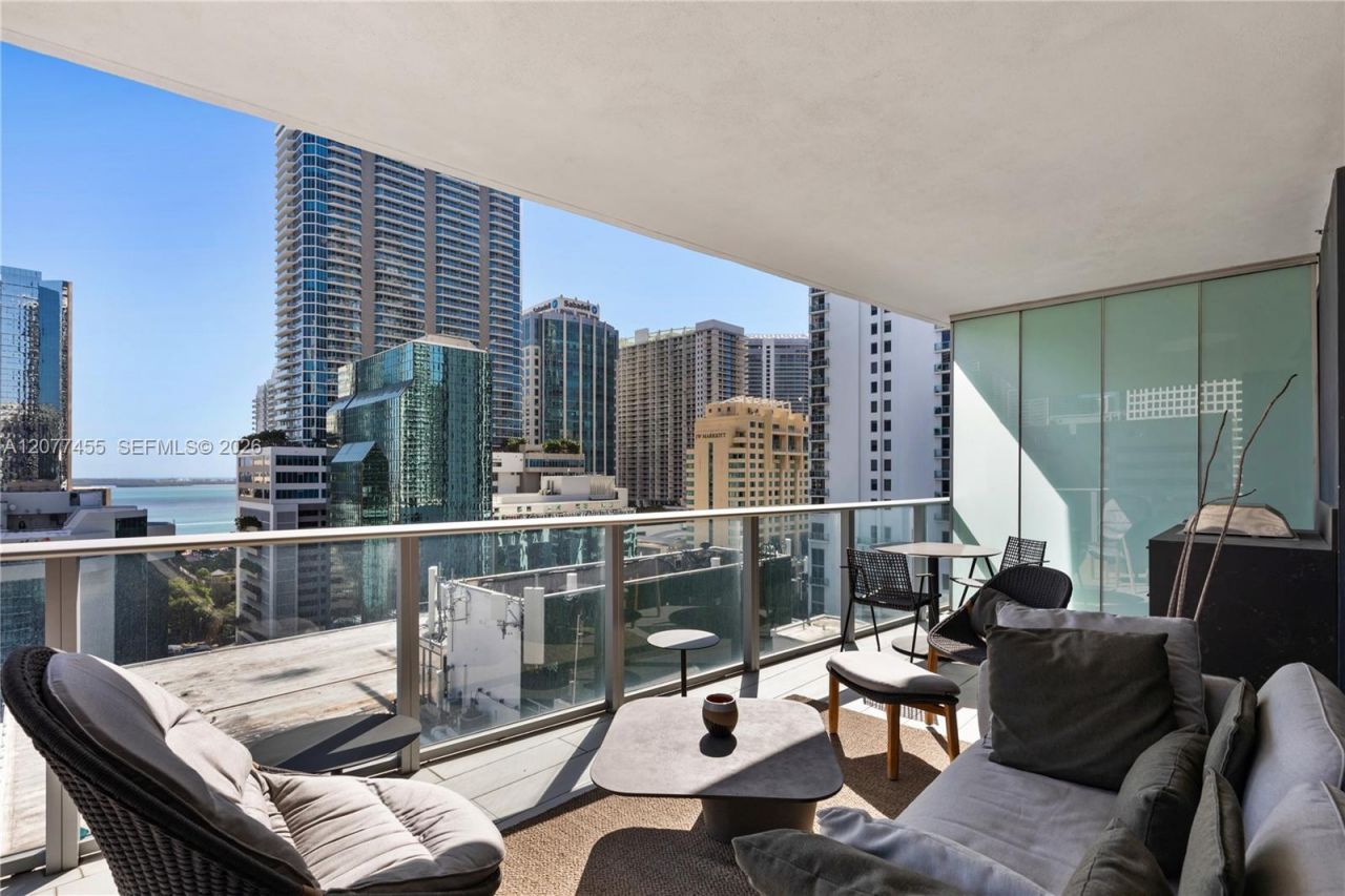 1010 Brickell Ave , Unit 1701, Miami, FL 33131 Photo
