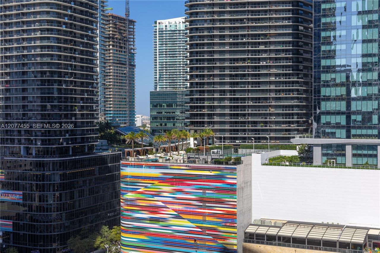 1010 Brickell Ave , Unit 1701, Miami, FL 33131 Photo