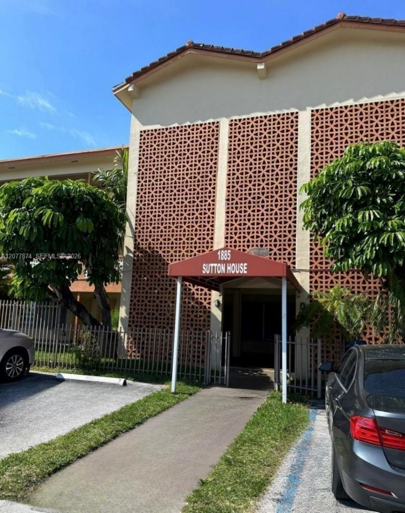 1885 NE 121st St, Unit 16, North Miami, FL 33181 Photo